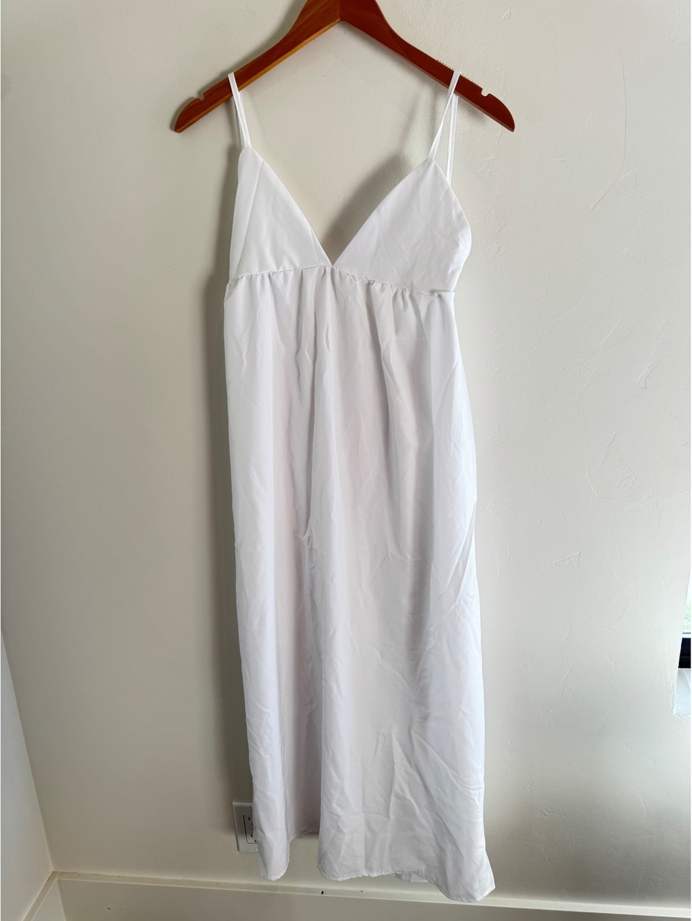 White Boutique Spaghetti Strap Empire Waist Maxi Dress β Approx. Medium